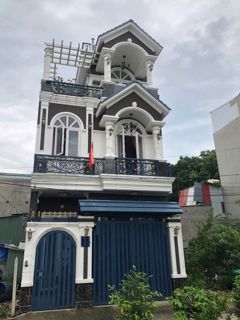 Bán nhà HXH Làng Tăng Phú, Tăng Nhơn Phú A, 3 tầng, ngang 5.45m, DT 61m2. Khu phân lô đồng bộ.